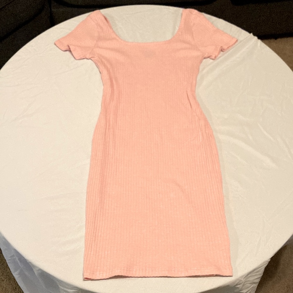 Size S women’s light pink